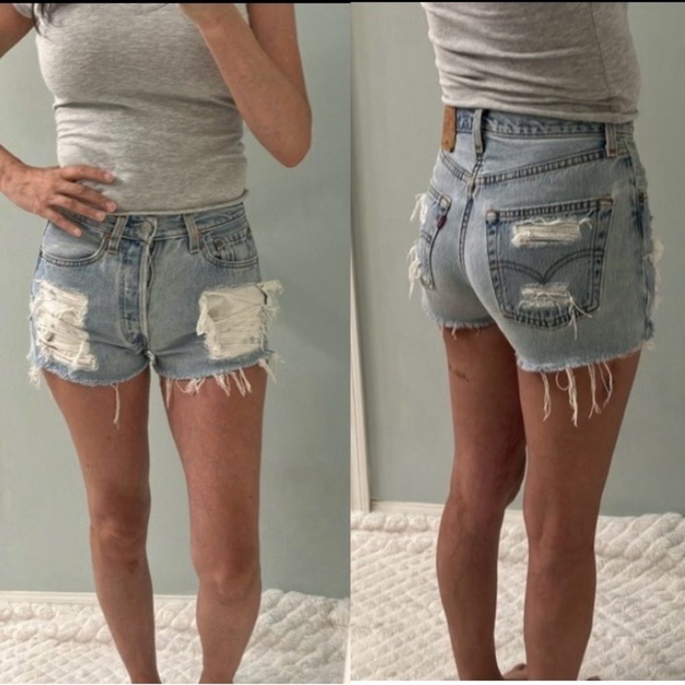 Vintage Levis 501 Jean Denim Cut Off Shorts Size 24
